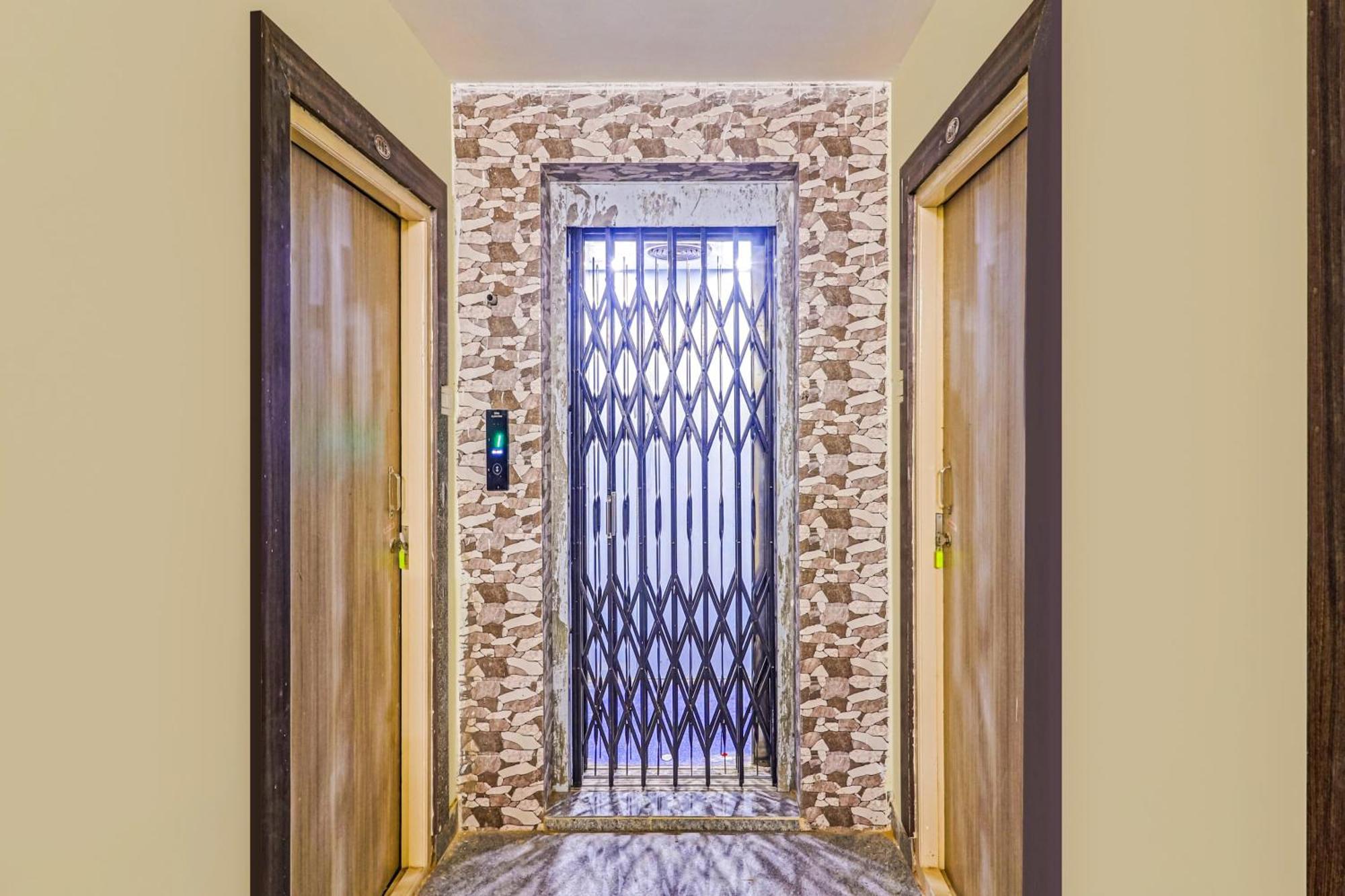 Super Hotel O Dsr Inn Near Nexus Haidarábád Kültér fotó